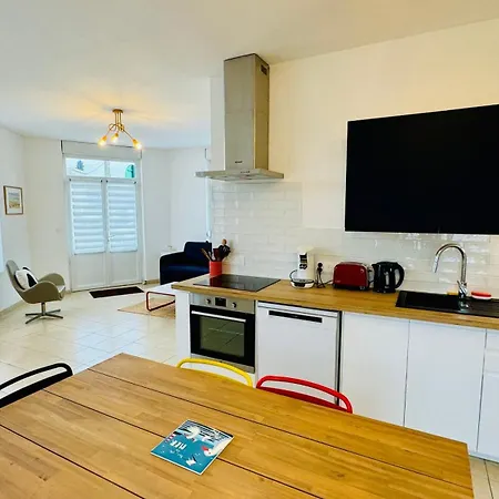 La Scintillante Au Coeur De